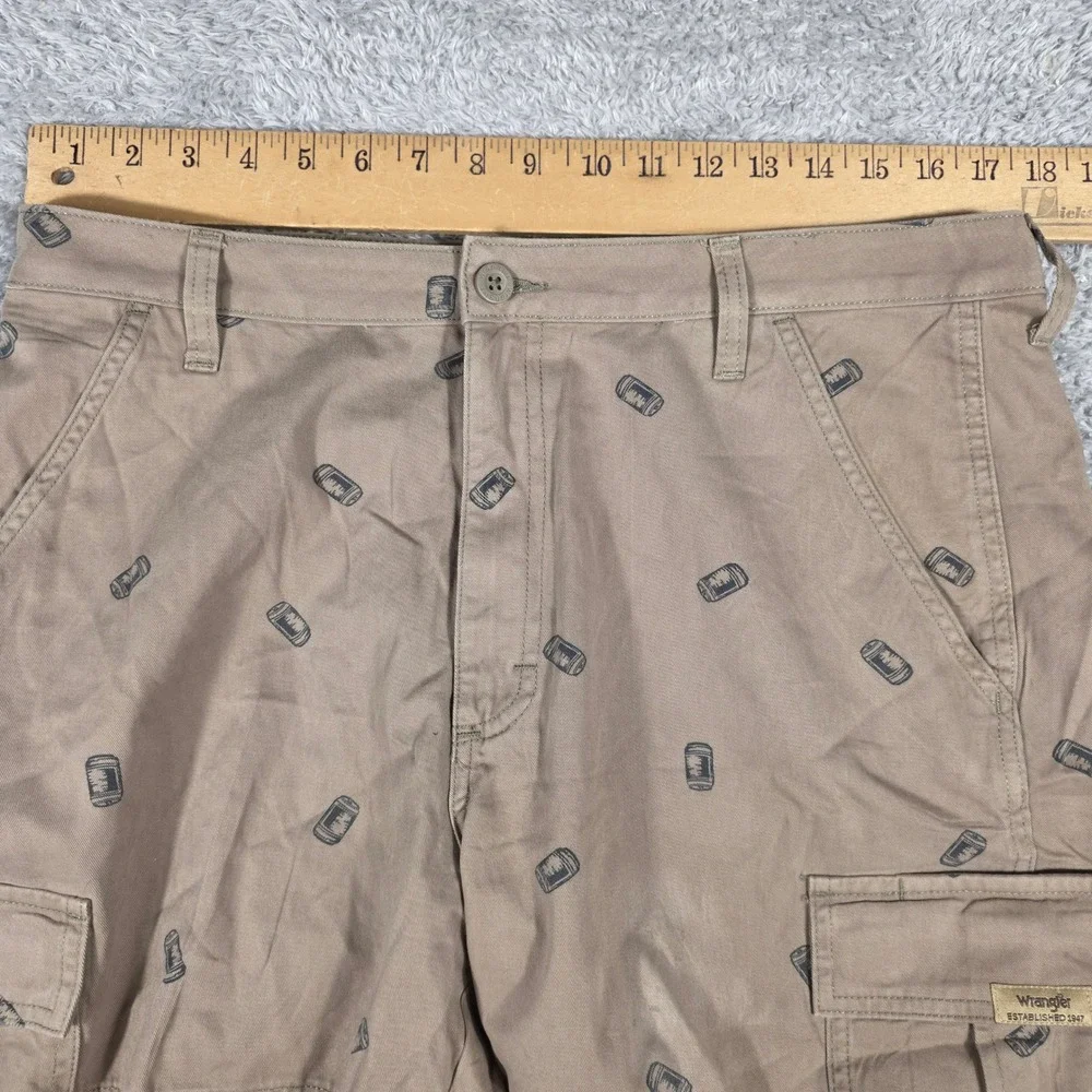 Wrangler embrace laid